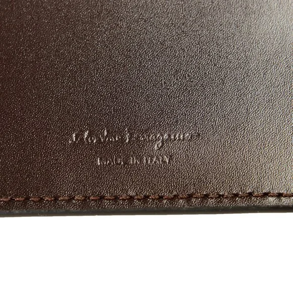 Salvatore Ferragamo Men's Brown Logo Print 100% Leather Card Case